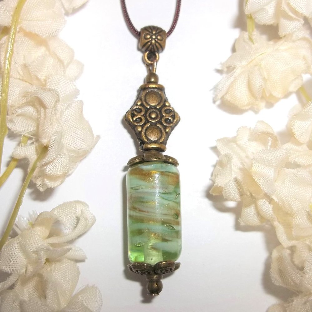 Green Boho Necklace Bronze Adjustable Length 6580